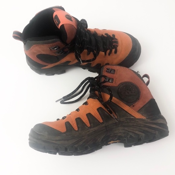 waterproof walking boots size 6